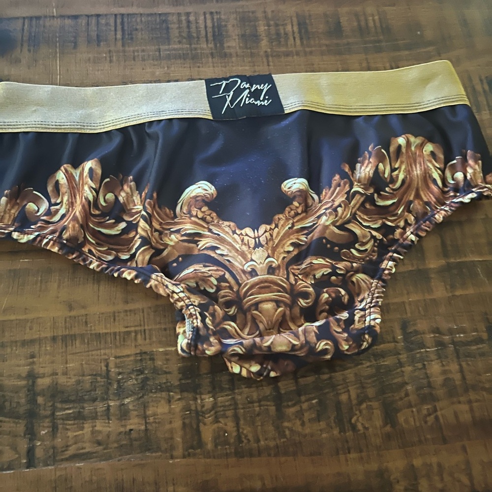 Vintage Danny Miami Men’s Underwear size L/ Firm Price
